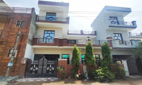 135 Gaj House For Resale in Zirakpur